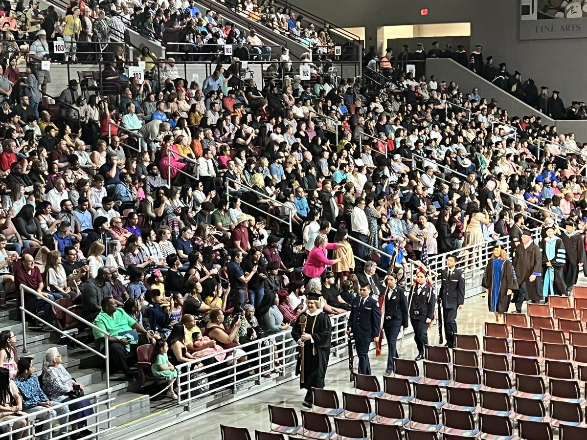 Always a great day when we get to celebrate our <a href="/SplendoraHigh/">Splendora High School</a> Early College graduates! We love our partnership w <a href="/LSC_Kingwood/">Lone Star College-Kingwood</a> and are especially proud of our students for this accomplishment. <a href="/SplendoraISD/">Splendora ISD</a> @DrReeBloading <a href="/KristyDietrich/">Dr. Kristy Dietrich</a>  #CultivatingExceptionalPeople