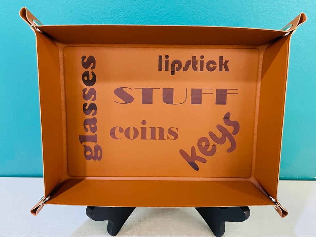 WinnLib's tweet image. Mother&apos;s Day is tomorrow!

Which means, there&apos;s still time to create something special for mom. Head to The Studio (Lower level @ Winnetka) where you can use the embroidery machine, sewing machine, 3D printer or laser engraver to customize the ideal gift. #WNPLD