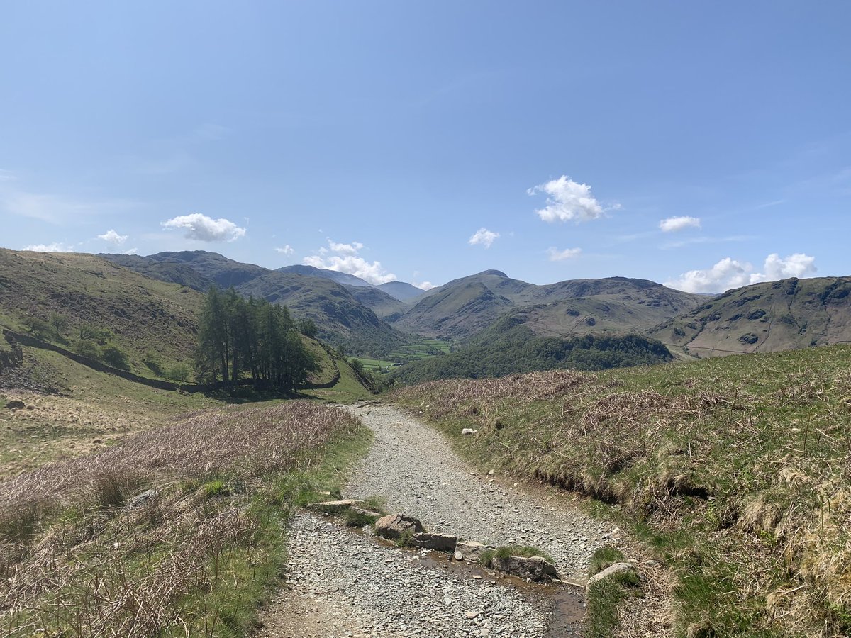 ADeadGuyUK's tweet photo. Had an awesome day with @ReplayBVAR we went to #Keswick and weather was gorgeous #LakeDistrict #SurpriseView https://t.co/OOO8N7R3jq