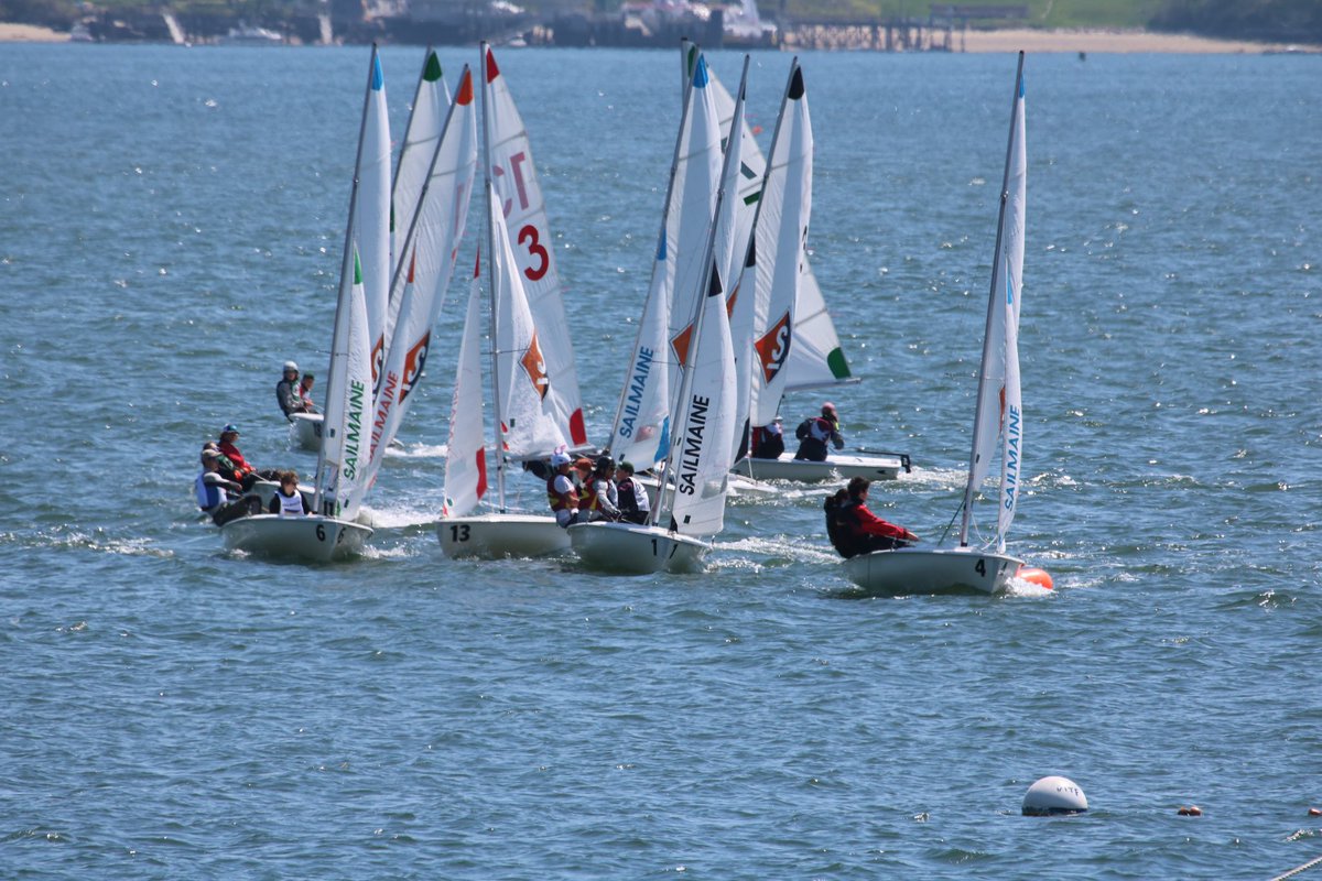 SailingCape's tweet photo. NESSA O’Day qualifier happening at SailMaine today.  CEHS in boat #4 in photos hoping to move on to next round. #hssailing #oday @ceathletics @Sail_Maine https://t.co/dpHEhToGYw