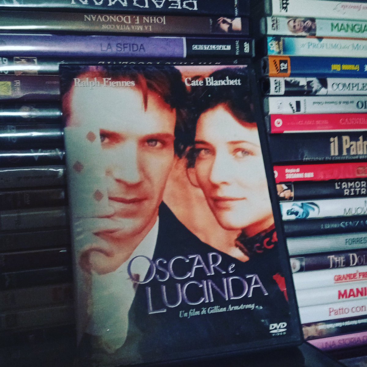 Erica90835855's tweet photo. #oscarelucinda #ralphfinnes #kateblanchett #gilliamarmstrong un film soavemente delicato che ti fa riscoprire il vero valore dell'amore che non vuole nulla e non pretende nulla se non di essere ricambiato... https://t.co/ItTLLHYMTB