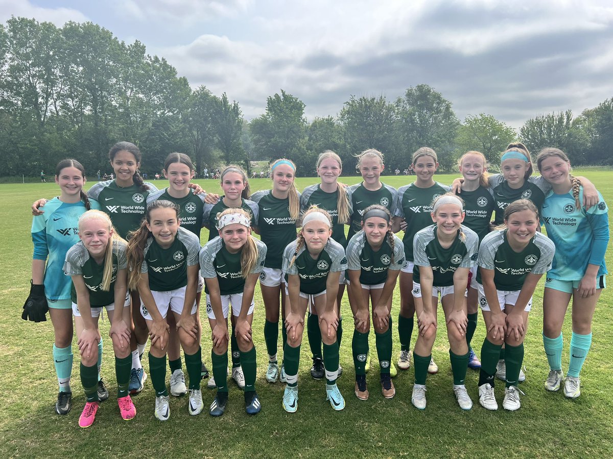 2010s kicking off Derby Day against SLSG IL! Looking to start the day strong! Let’s get after it girls!! 💥⚽️

#WeAreScottGallagher