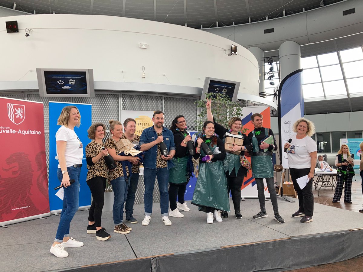 EsterTechnopole's tweet photo. [EN DIRECT] 🔴 Clap de fin du @RDPepites Limousines à #ESTERTechnopole #Limoges 🚗

Encore une belle édition pleine d’amusement, de convivialité et de rencontres !

Un grand bravo aux équipages gagnants 👏

A l’année prochaine 😀

#RDPepites #RDPLimousines2023 #rallyedespepites https://t.co/pfYBhbXxON
