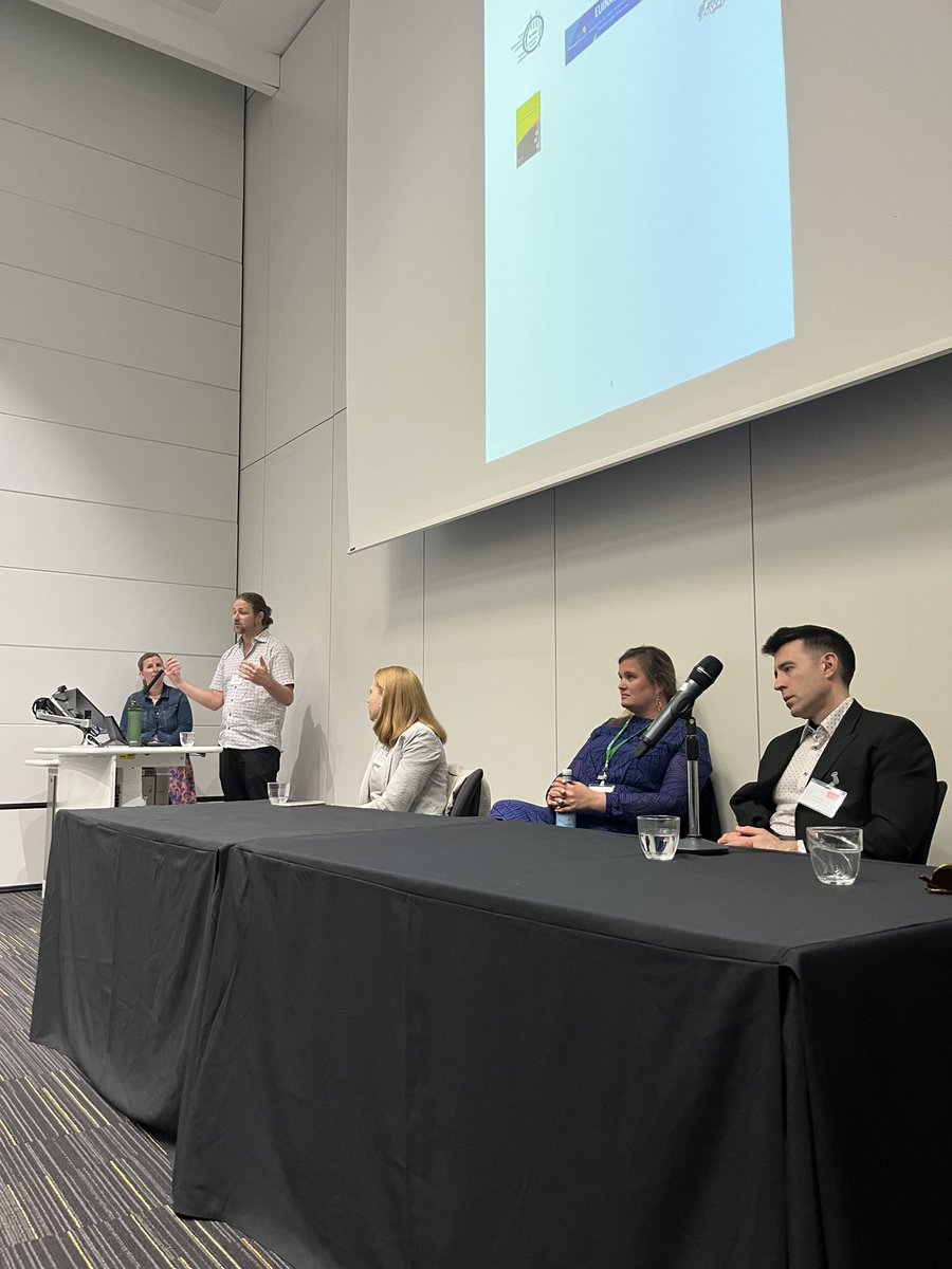 SoungLow's tweet photo. Amazing talks at #comptext23 complemented by amazing weather in Glasgow ❤️ https://t.co/8iaoDaUyUw