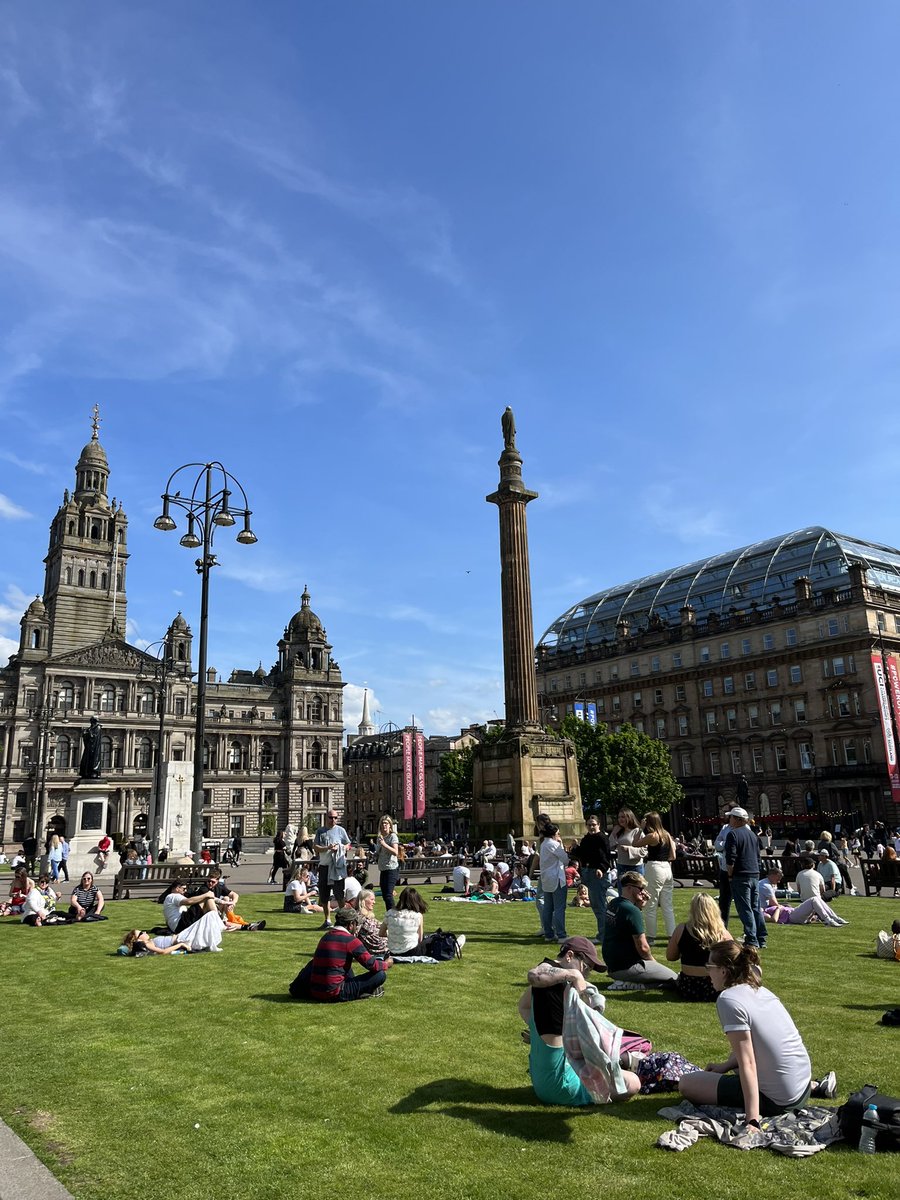 SoungLow's tweet photo. Amazing talks at #comptext23 complemented by amazing weather in Glasgow ❤️ https://t.co/8iaoDaUyUw