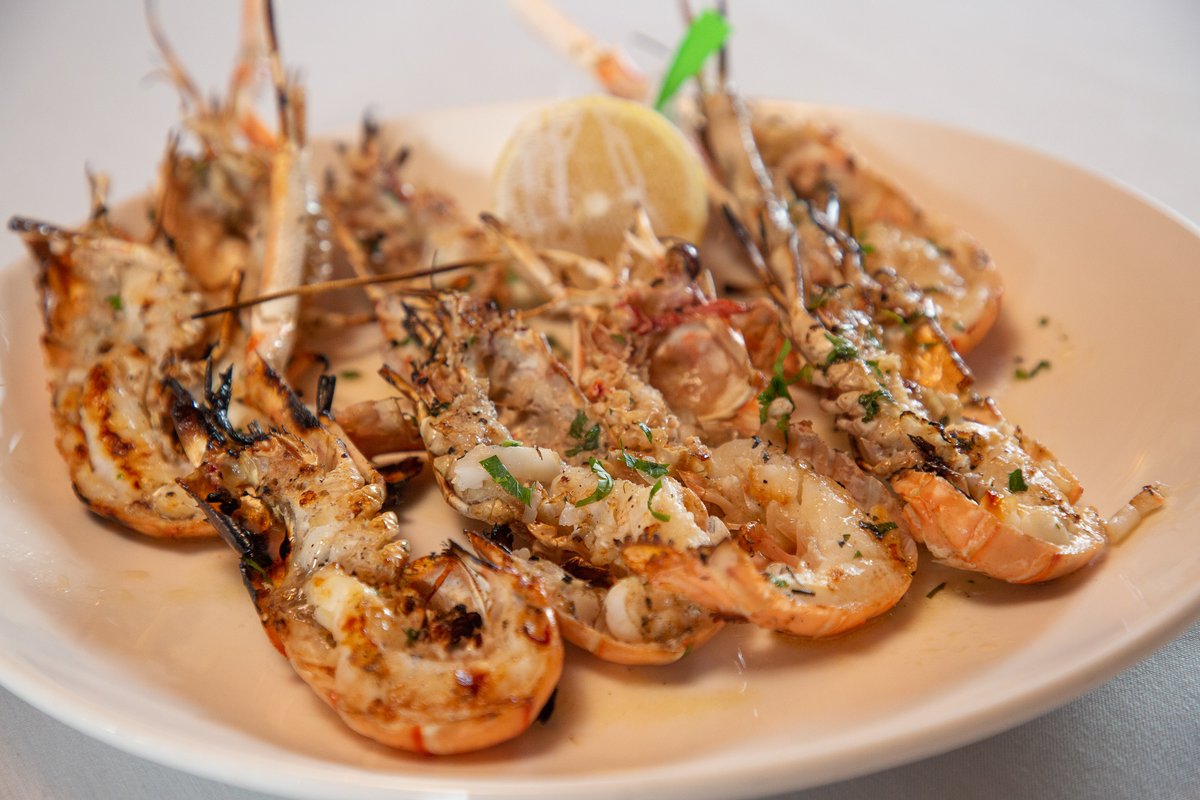 Experience a taste of the sea with succulent and sweet langostino! This delicate shellfish, often compared to lobster, adds a delicious touch of luxury to any dish. 
#supportlocalbusiness #foodandwine #virginiafoodies #visitalx #zagat #saveur #italiancuisine #onlineordering