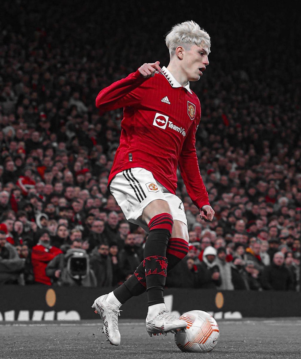 privilege_mufc's tweet photo. Garnacho has done more in 6 months than Sancho in 2yrs. https://t.co/egjthJtf0i
