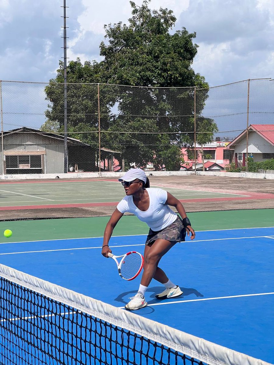 Ellahjenn's tweet photo. Hello Tennis World. Work hard play Green balls https://t.co/ijv90JkVsk