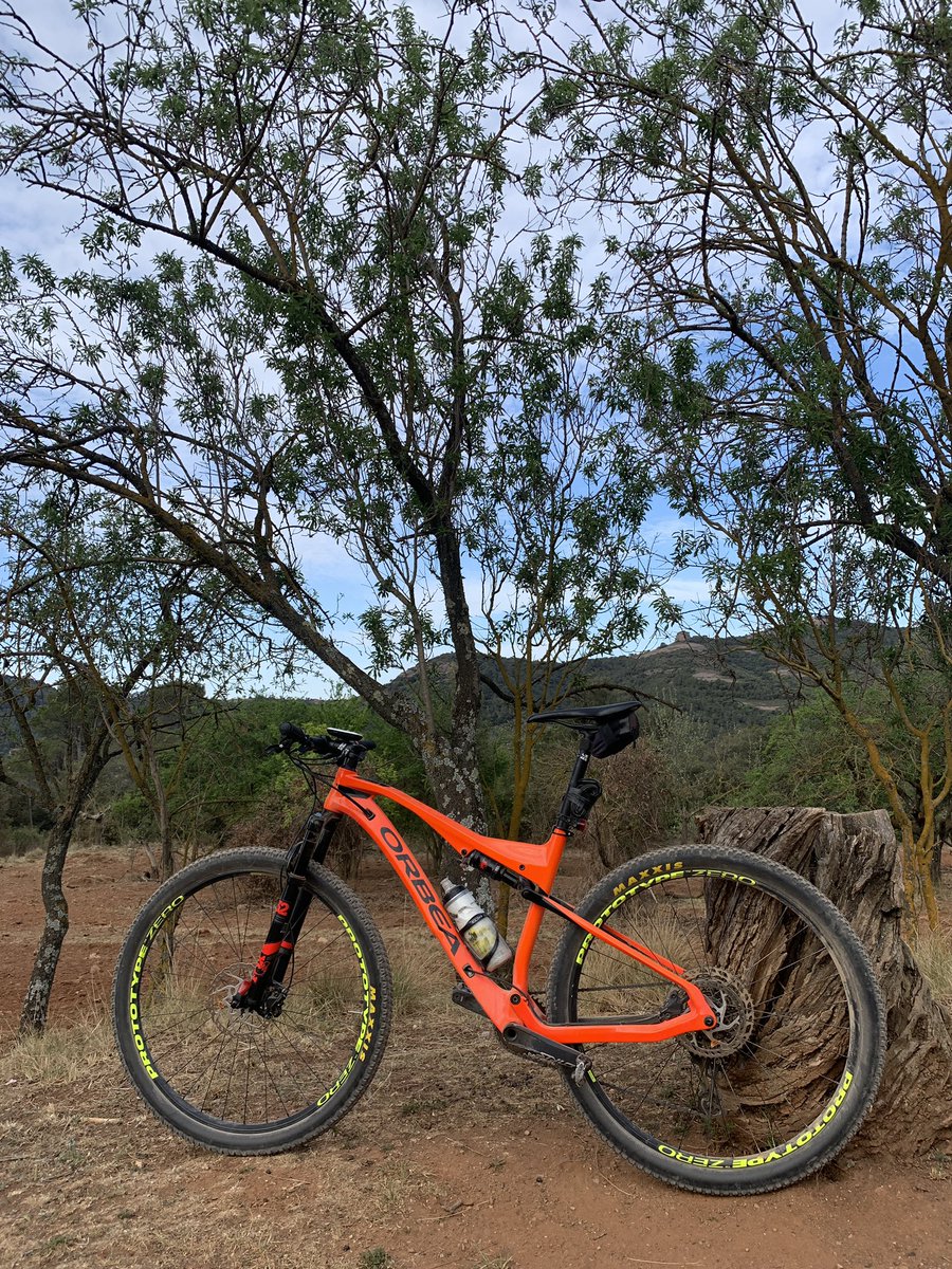 Bacarense's tweet photo. @gcntweet @Orbea Waiting for tomorrow!! https://t.co/bniDpZDiNU