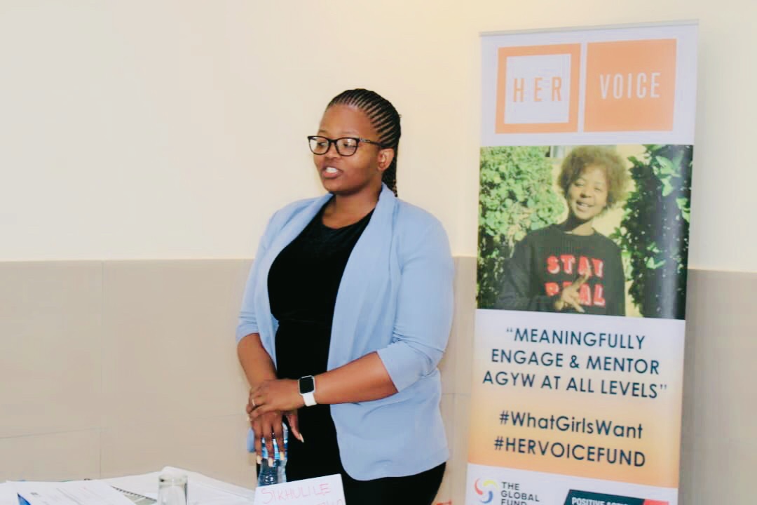 SikhulileH4306's tweet photo. @HerVoiceFund Global Fund cycle 7 AGYW consultations which will inform the writing team in implementation strategies for AGYW programming of SRHR in Eswatini. 

Your junior consultant! 
#SRHRAdvocate
#GC7
#Eswatini https://t.co/P75SJeHoAi
