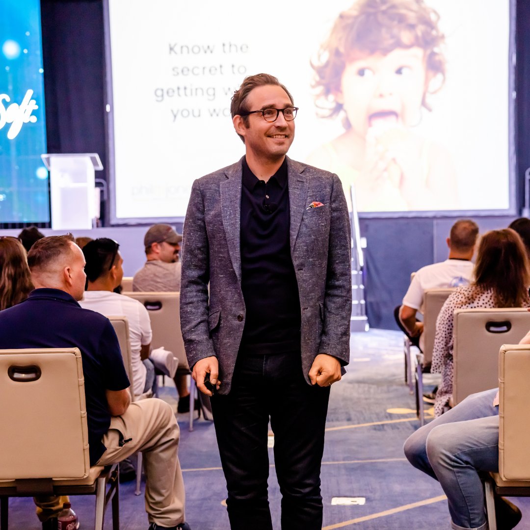 cmikaren's tweet photo. Ready to grow your sales &amp; influence? Do it through one conversation, one phone call, one social post at a time with Phil M Jones!
https://t.co/sukzkJfFSh

#cmispeakers https://t.co/yCSLYTcqQT