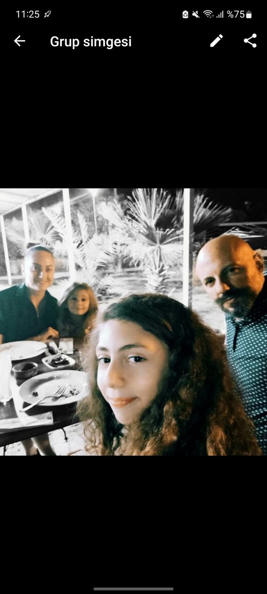 SertacIpekciog1's tweet photo. Bu fotoğraf sadece senin,benim ve annenin olduğu aile grubumuzun simgesiydi... Her gün  buradaki sesli mesajlarını dinleyerek senin, enerjini hissediyorum babam..#isiasaortakdavamız 
#isiasherkescezasınıcekecek https://t.co/PGAgwyHArN