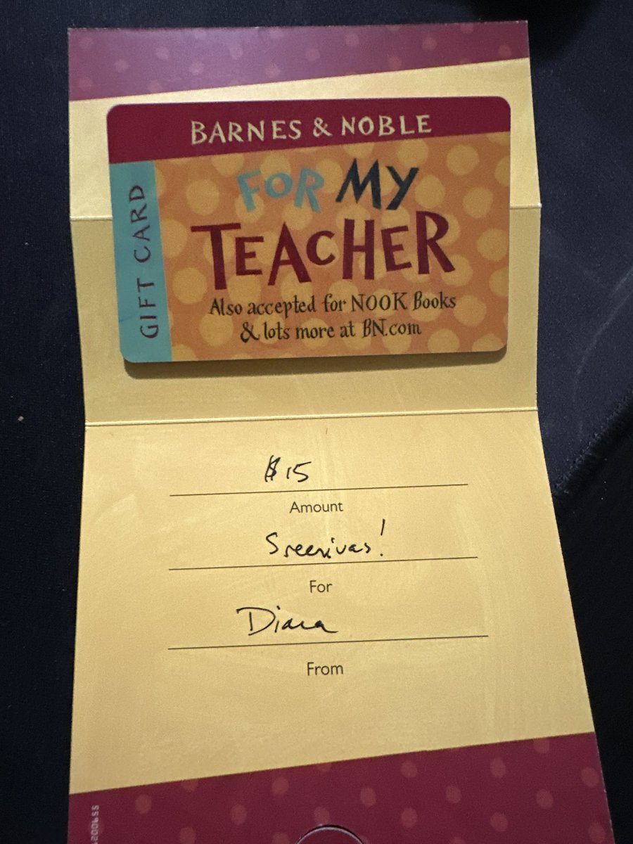 Upli1607's tweet photo. Big shoutout to Diana, who spent Spring with me and is now moving on as a consultant! I love mentoring UG/grads, and working with Diana was an absolute pleasure. Thanks for your hardwork &amp; dedication, and for the thoughtful gift you gave. Wishing you all the best! @JHUMaterials https://t.co/jTatuOomJi