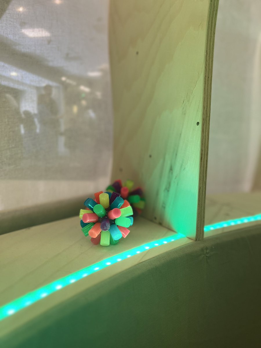 Joey_pods's tweet photo. Go try the Joey Pod at @Sparks_bristol ! Take some headphones so you can scan the QR code and listen to some calming sounds by Pete Vilk.  #Autism #AutismAwareness #Neurodiversity #InclusiveSpaces #JoeyPods #SensoryProcessing https://t.co/HYAB3ZOUc9