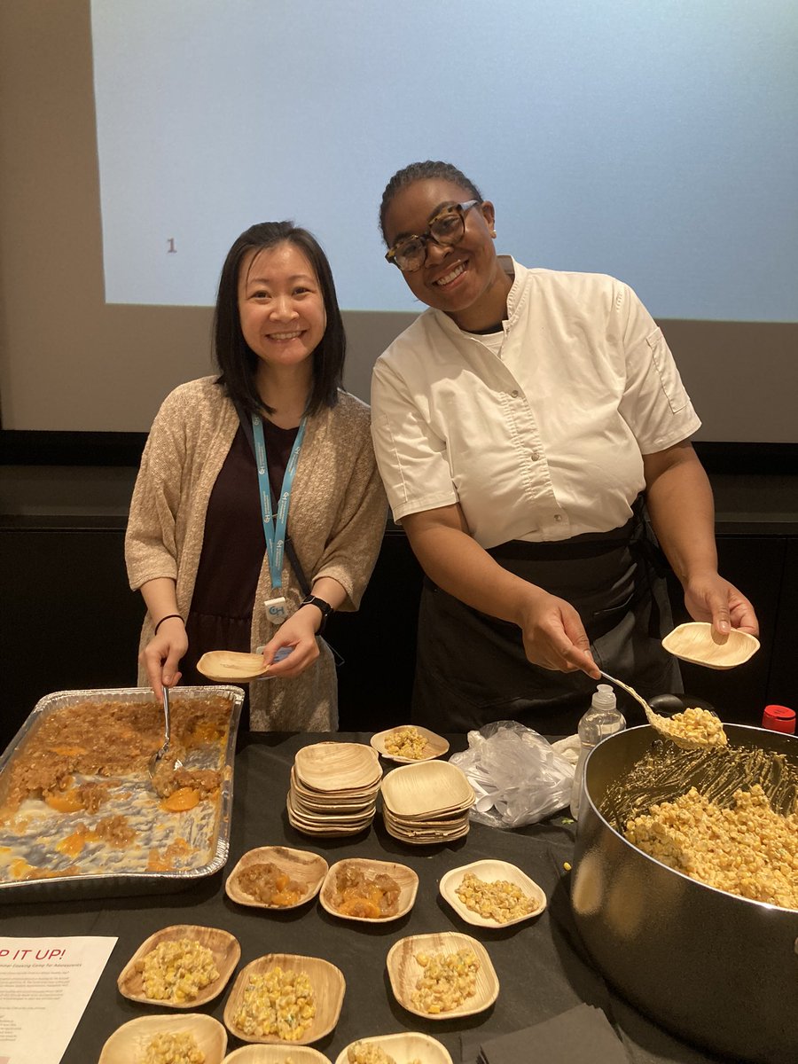 Chef Tonii Hicks showed us that low-sodium, healthy eating can be tasty too! #NephroticSyndromeEducationDay #glean @ChildrensPhila @AIDHC