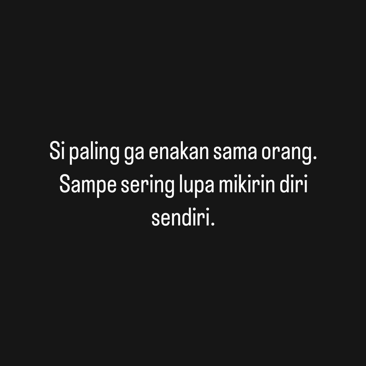 radenrauf's tweet photo. Siapa? https://t.co/99odHP5Rwg