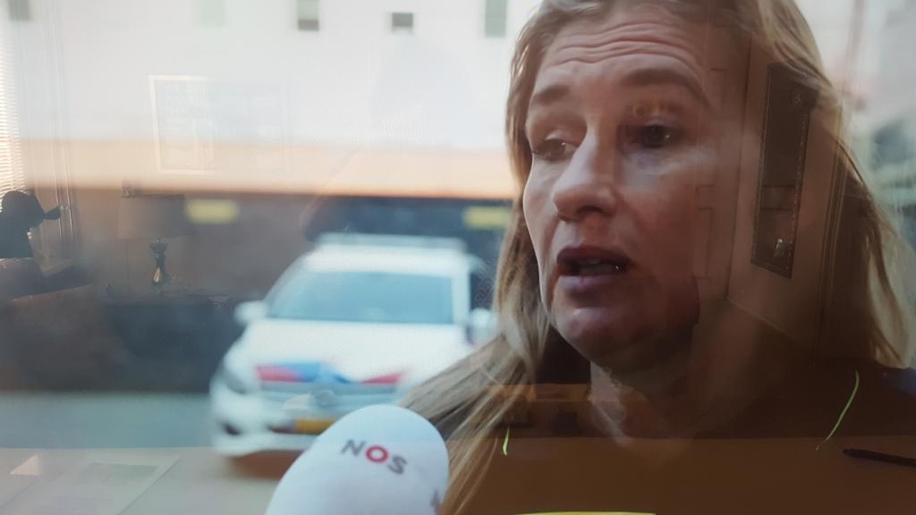 Geachte mevrouw @CornelieHoogeveen <a href="/PolitieMiddenNL/">Politie Midden NL</a> de #explosies zijn er niet om mensen af te dreigen hoor 😁 Waarschijnlijk bedoelde u om mensen af te schrikken <a href="/De_Taalstaat/">De taalstaat</a>