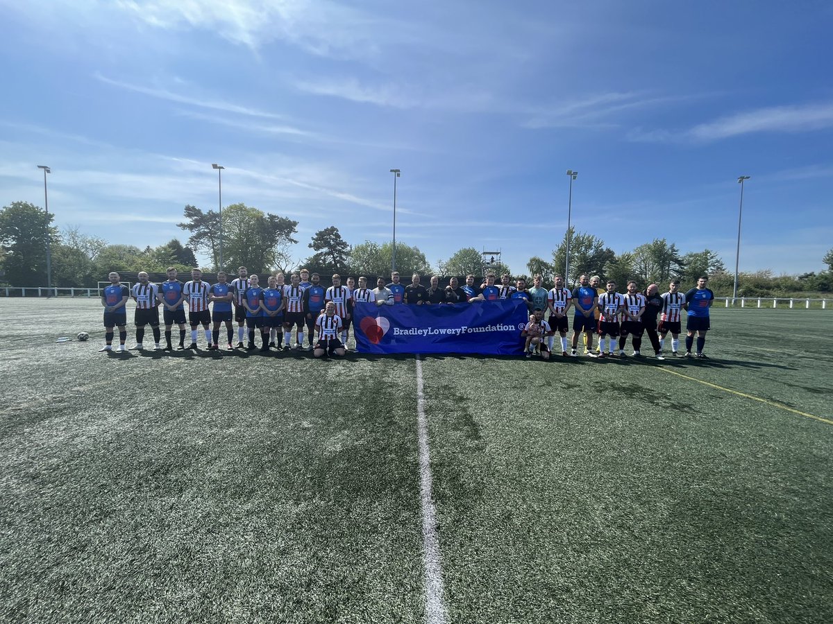 Thank you <a href="/NightingaleFc/">NIGHTINGALE F.C.</a> for the game today and the very generous donation to our charity <a href="/Bradleysfight/">Bradley Lowery Foundation</a> , you lads are top class 💙😭