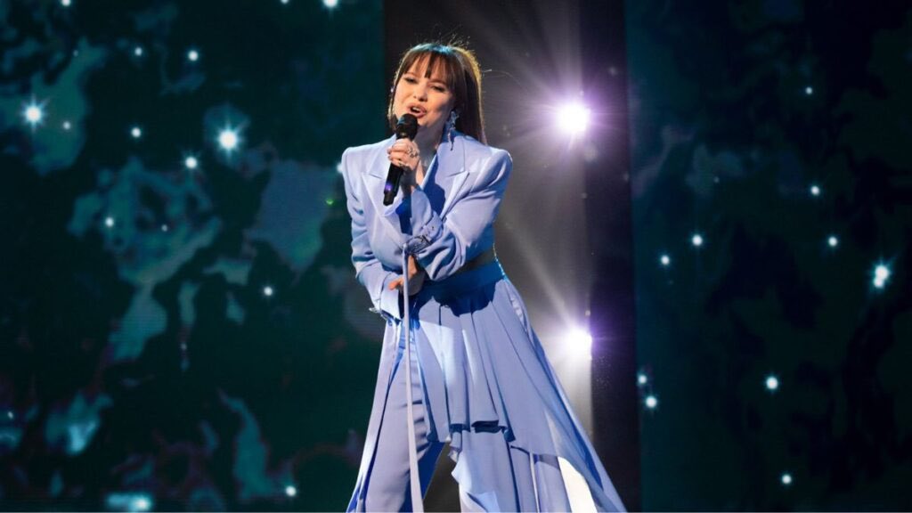 BadBalticTakes's tweet photo. I can neither confirm nor deny that this account was just created as a psyops to get us more #Eurovision votes.

But here’s a 🧵 about the awesomely talented women from the Baltic countries there tonight.

12 🇪🇪 Alika
22 🇱🇹 Monika Linkytė

(Oh &amp; 🇱🇹 ’s song is co-written by a 🇱🇻) https://t.co/TimH819ui2