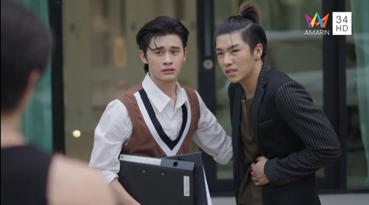_itmecloudy's tweet photo. อุตส่านัดลูกค้าประกันไว้ โดนต่อยซะก่อนน โถถ พี่เกียยย 5555555
@art_tinwiphat
#อาร์ตติณณ์INเกียร์ #อาร์ตติณณ์วิพัฒน์ #รักโคตรๆโหดอย่างมึง3 #lovesyndrome3 #เกียร์ไนท์ #amarintv34 #WeTVth #goldeneyesview #ไอเซ็นเตอร์ #icenter #บ้านอาร์ตติณณ์ #LoveSyndrome3Ep11 https://t.co/s7N28J301k