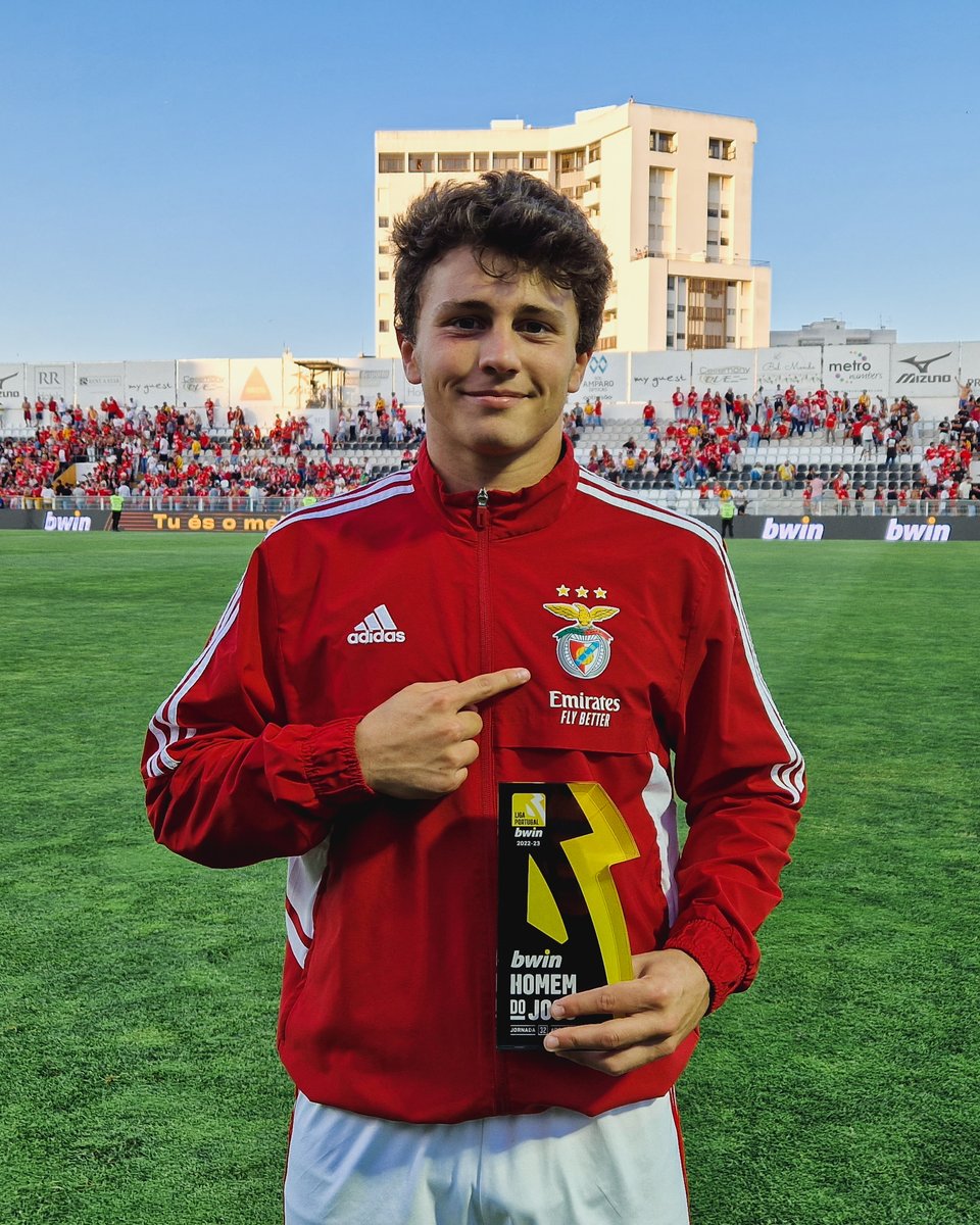 👑 João Neves é o nosso Man of the Match!

#EuAmoOBenfica • #PSCSLB • #LigaPortugal