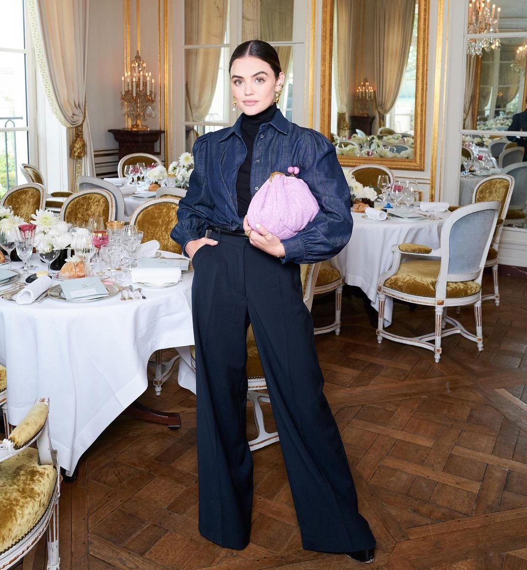 Nina849919471's tweet photo. May 12 - @lucyhale via Instagram
lucyhale: The Pasticcino Bag Hommage à la France by @weekendmaxmara 🇫🇷
#pasticcinobagworldtour
#pasticcinobag
#pasticcinobaghommagealafrance
Gallery link ⬇️
🔗https://t.co/IOrExn0C6V
#lucyhale https://t.co/Cfxu0MVX2W