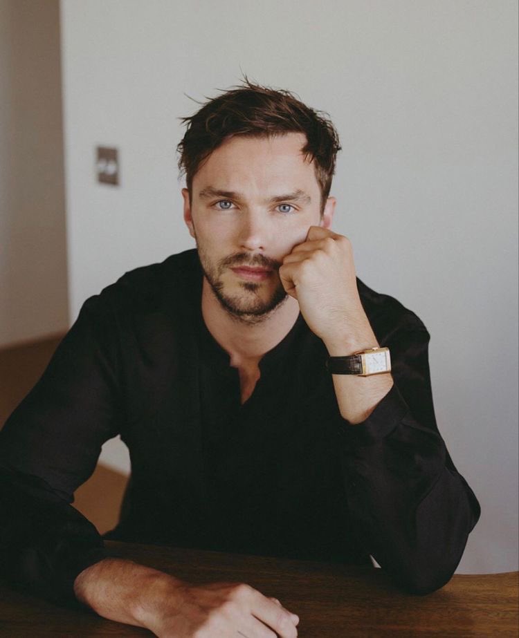 DISNEY FLIX FR on Twitter "Nicholas Hoult est en discussion pour jouer