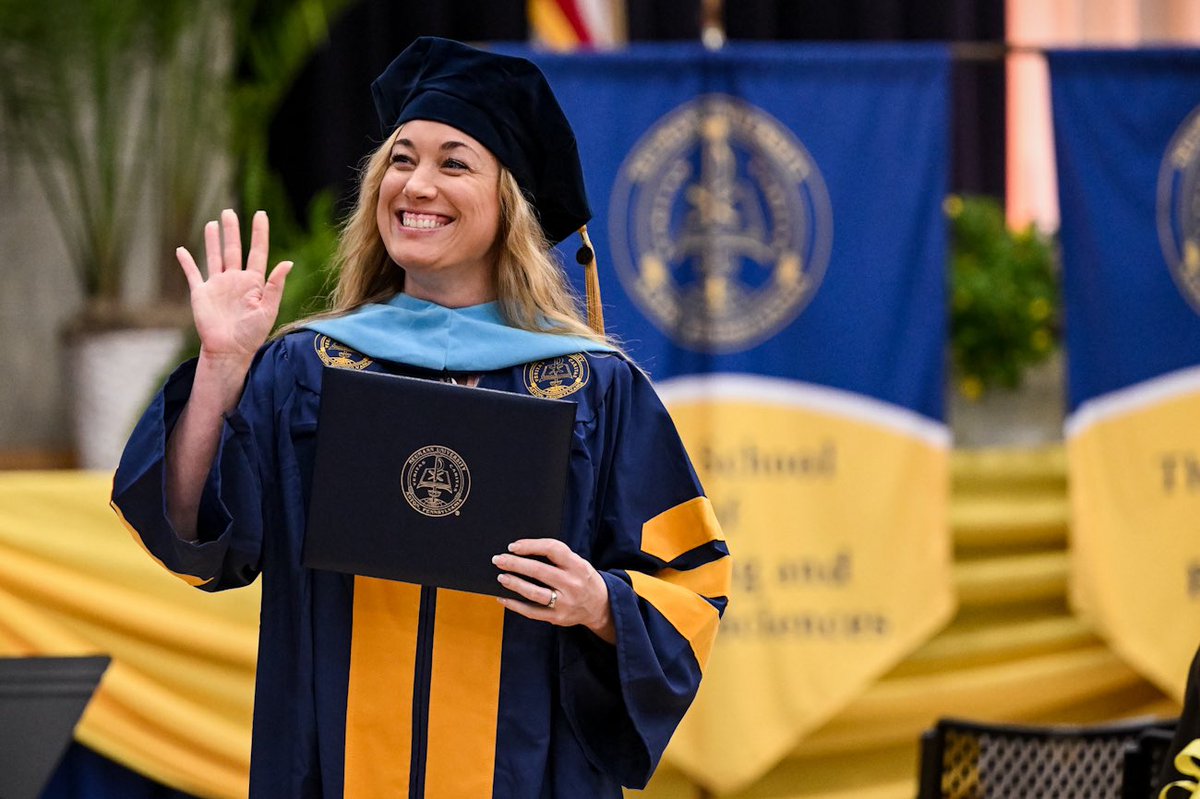 NeumannUniv's tweet photo. Cap.

Gown.

It’s Going Down.🎓👏

#NeumannGrad https://t.co/LWBQCvHktQ