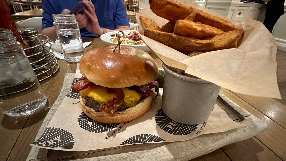 Lucky Traveling on Twitter "📍Pantry at The Mirage Las Vegas, Nevada"