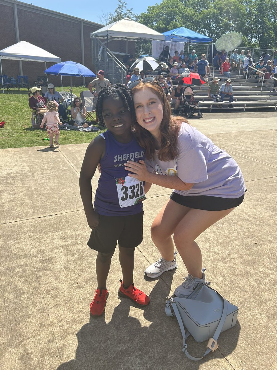 abbybethjones's tweet photo. Proud Teacher 💜💛 https://t.co/HW4Uew3sug