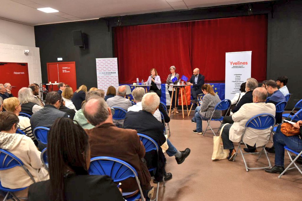 auroreberge's tweet photo. 🇨🇵🇪🇺 Fiertés française et européenne !

Avec @Renaissance_78, l'ensemble des parlementaires et des citoyens engagés pour une journée placée sous le signe de l'Europe. 
N'ayons pas l'Europe honteuse ! En juin 2024, nous serons au rendez-vous des européennes ! https://t.co/geAJPB8Ygg