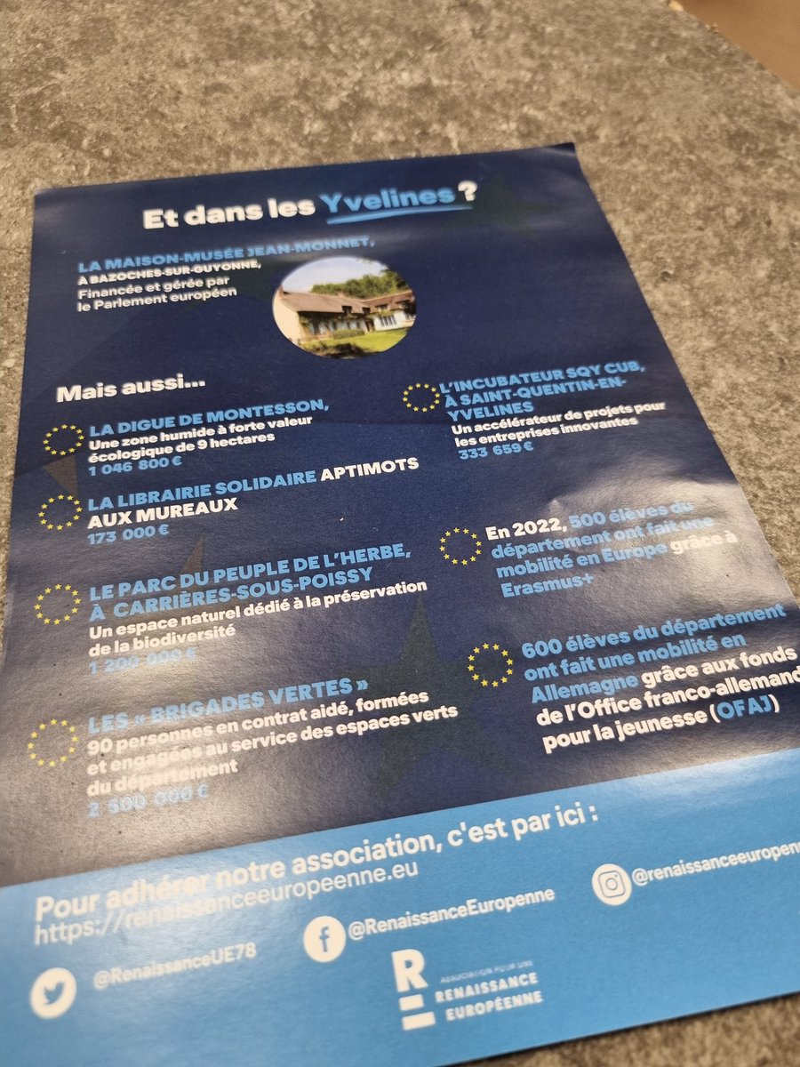 auroreberge's tweet photo. 🇨🇵🇪🇺 Fiertés française et européenne !

Avec @Renaissance_78, l'ensemble des parlementaires et des citoyens engagés pour une journée placée sous le signe de l'Europe. 
N'ayons pas l'Europe honteuse ! En juin 2024, nous serons au rendez-vous des européennes ! https://t.co/geAJPB8Ygg
