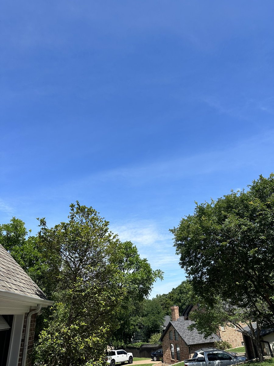 edofham's tweet photo. No rain. Thanks #Delkus @wfaaweathertoo https://t.co/fGtwiDRMO5