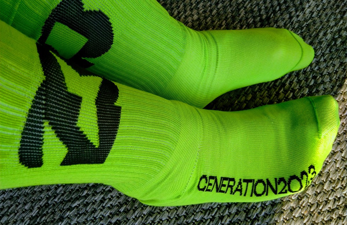 soivaara's tweet photo. How your feet doin'?
Kuis sun jalat on?
Mulla viisi varvasta ihan ujosti pystyssä. Viisi pitää varmuuden vuoksi matalaa profiilia. 
#Käärijä #ChaChaCha #Eurovision2023 
#Generation2023 https://t.co/Nck66QkfUO