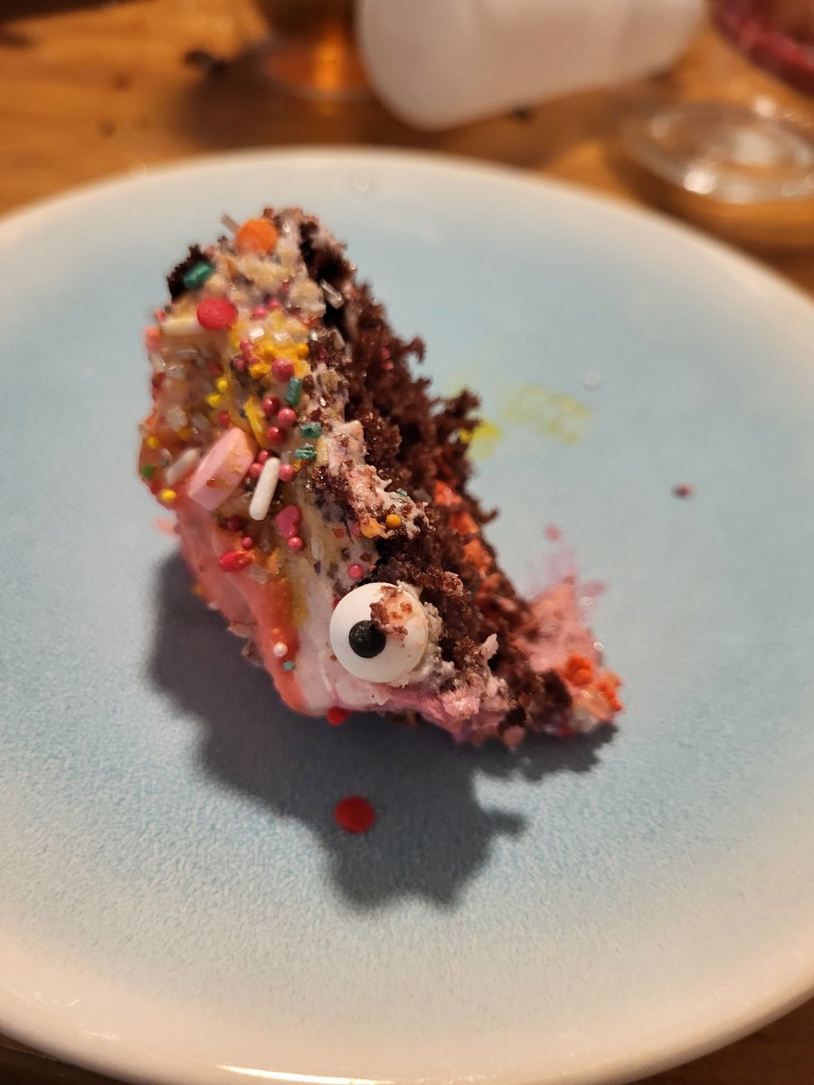 whatthefolklore's tweet photo. The kids' cake deco project is a little uhhh https://t.co/k3foeQM8m6