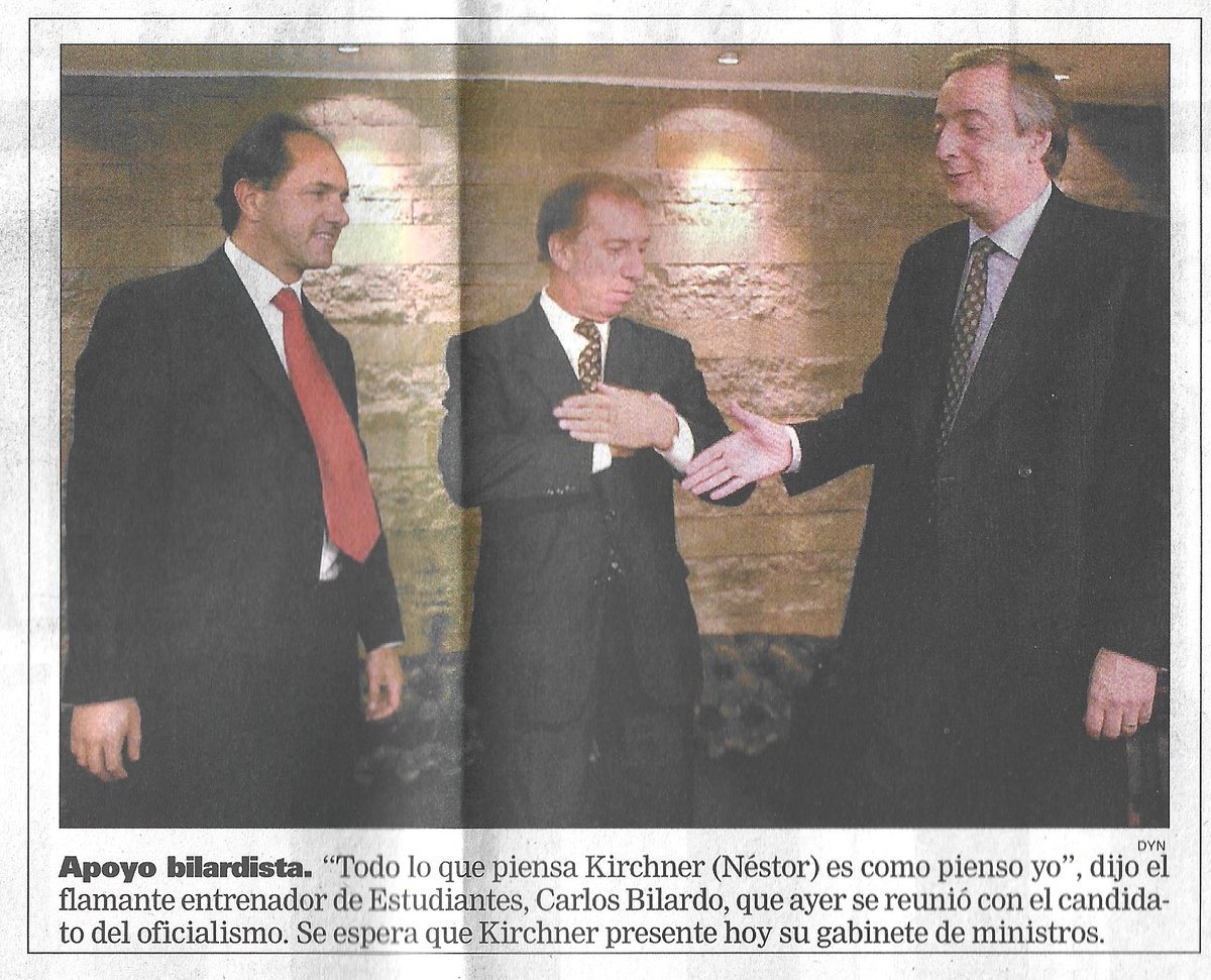 TintaOjo's tweet photo. #Hace20años #Politica
#En2003 aún con las encuestas dando un claro escenario a favor de #NestorKIrchner para el #Ballotage del 18 de mayo, ninguno de los dos candidatos menguaba su agenda. Así mientras #Menem se mostraba con Charly, el santacruceño se mostraba con #Bilardo. https://t.co/NciThf84s2