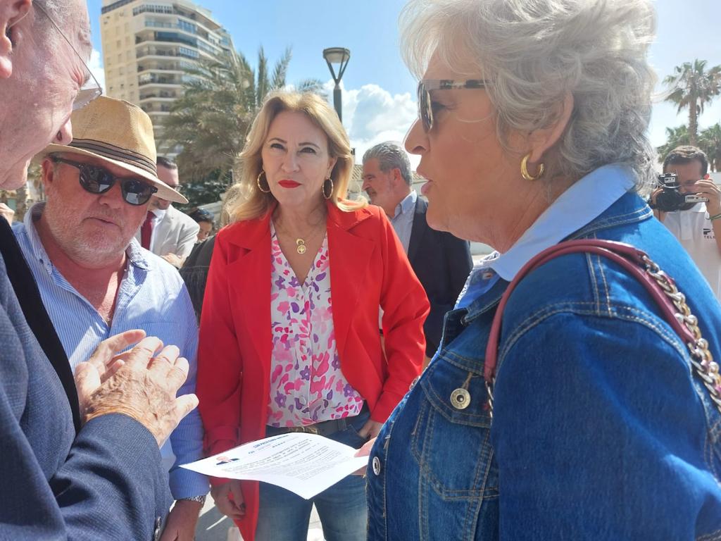 Feliz de haber estado hoy apoyando a <a href="/pacodelatorrep/">Paco de la Torre</a> y su equipo. Fui concejala de Málaga más de 10 años y trabajé con él: Paco es rigor, trabajo y sacrificio, es el que ha hecho que #Málaga haya pasado de ser una ciudad grande a una gran ciudad. 

#28M
#EntreTodos