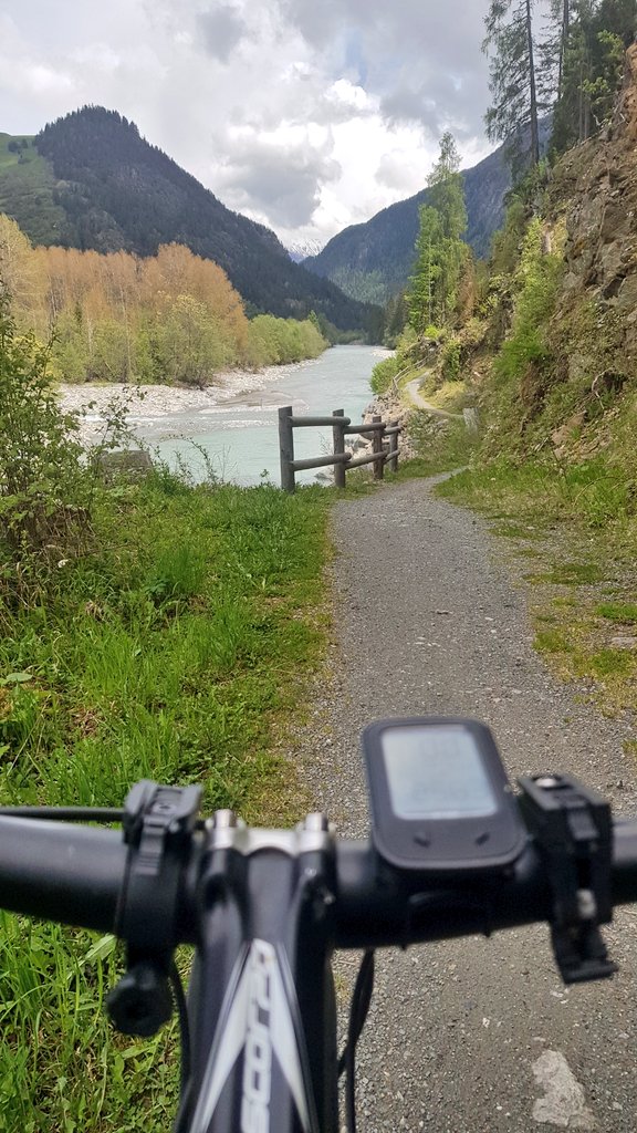 Biketour 🚴‍♂️💚🥰🍀 #engiadina #engadin #graubünden #switzerland #Suíça #bike #grateful #fuckDepression
