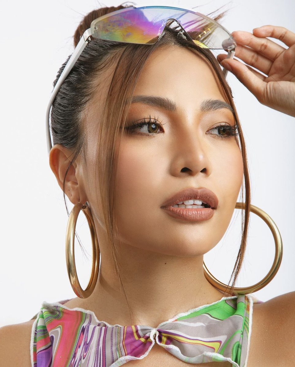 trashhh124's tweet photo. Congrats @michelle_dy  Our new Miss Universe Philippines  👑 
#MUPH #MUPH2023CoronationOnABSCBN #MUPH2023TheCoronation #angels https://t.co/Rrbv3dAgpt