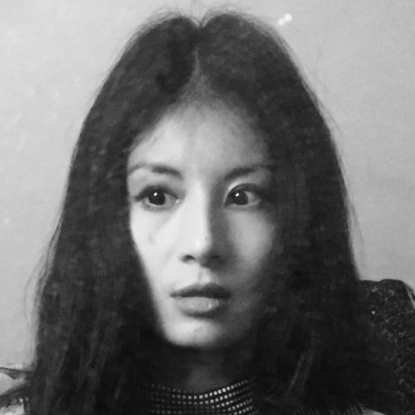 Successful Asian women - like New Yorker writer <a href="/JiayangFan/">Jiayang Fan 樊嘉扬</a> - are being trolled online. But who's behind the abuse?
Many of the troll accounts have Western names and faces, but they behave like bots, not real people.