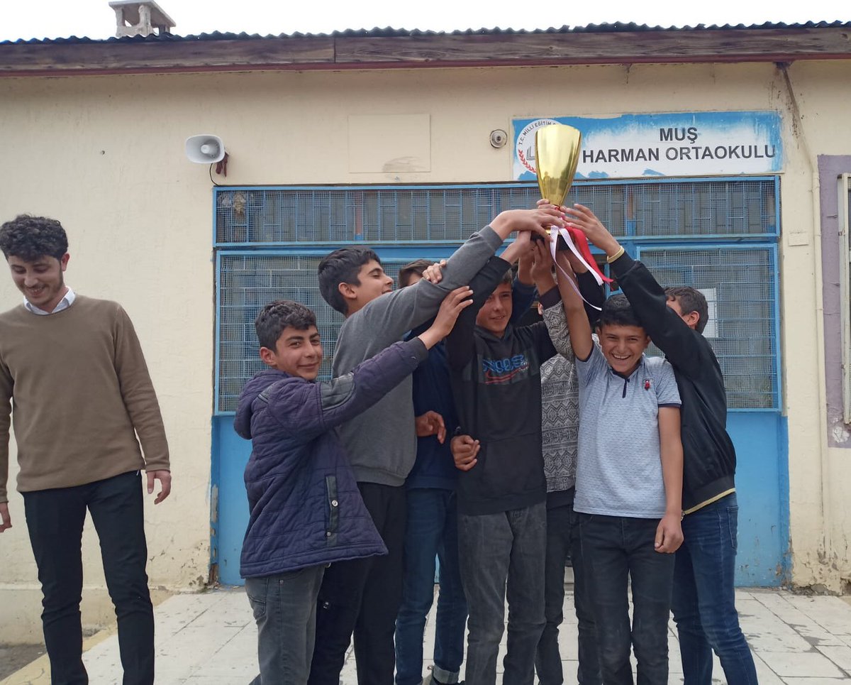 Mutlu son. Yüzünüzden gülümseme eksik olmasın 🏆