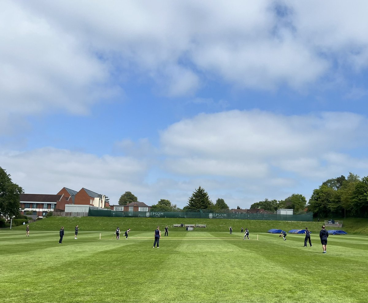 JanssonLiz's tweet photo. Lovely day for it. Well done, girls. @EpsomC_Cricket #wicketkeeper #schoolcricket #murrellgirl https://t.co/uz2xdJjVaM