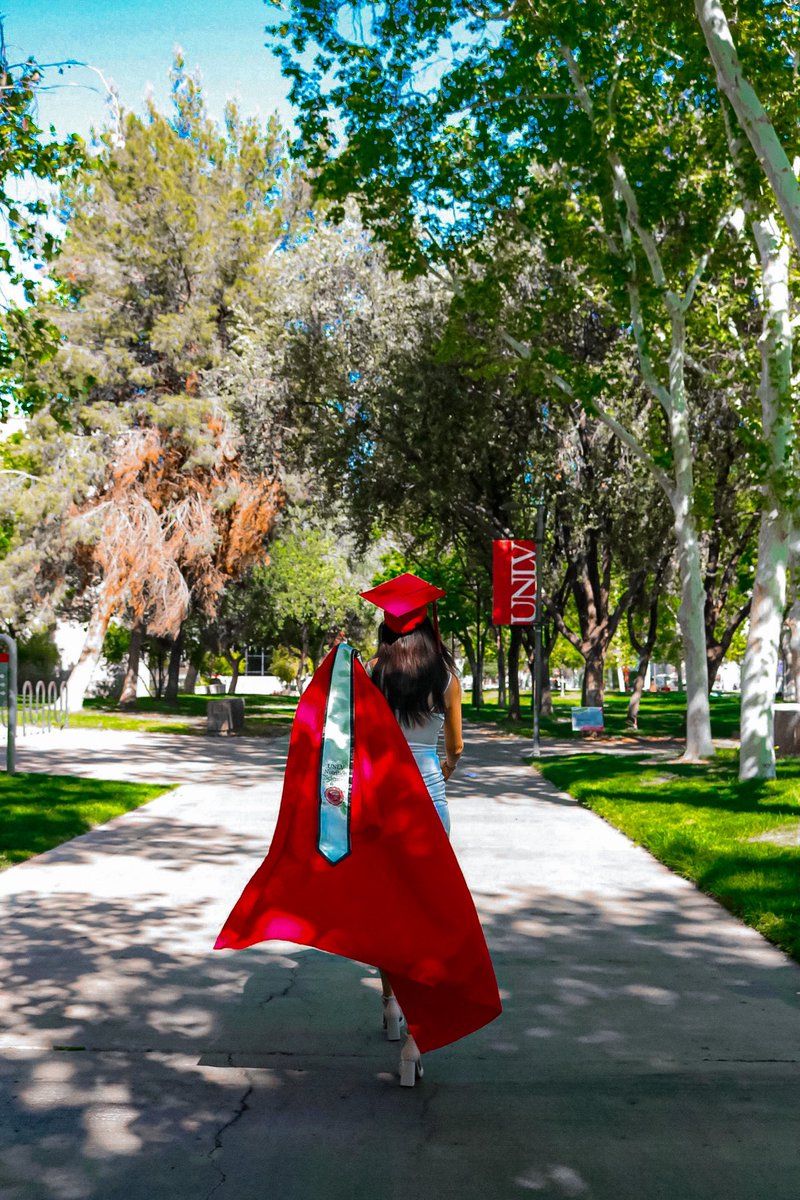 first gen latina college grad! 🎓🇲🇽🙌🏼
#Classof2023