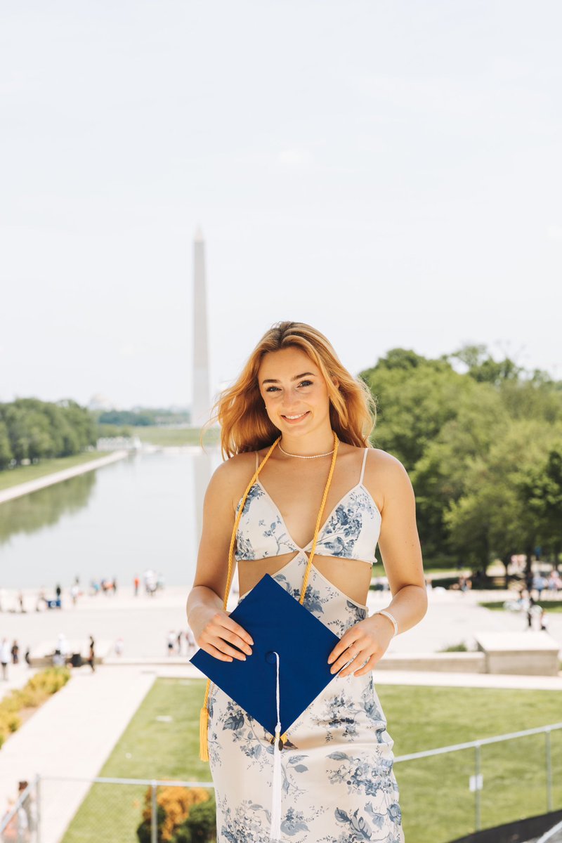 Meg Stowe tweet media