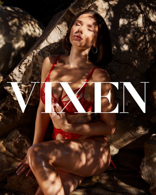 I hope you already  watch my last scene for @VIXEN  🤩🤫 because it&rsquo;s really yummy 🤤 https://t.co/kIWD<a class="tags" href="/tag/vixen">@vixen</a><a href="/tag/mvsales"class="tags"><span>#mvsales</span></a>