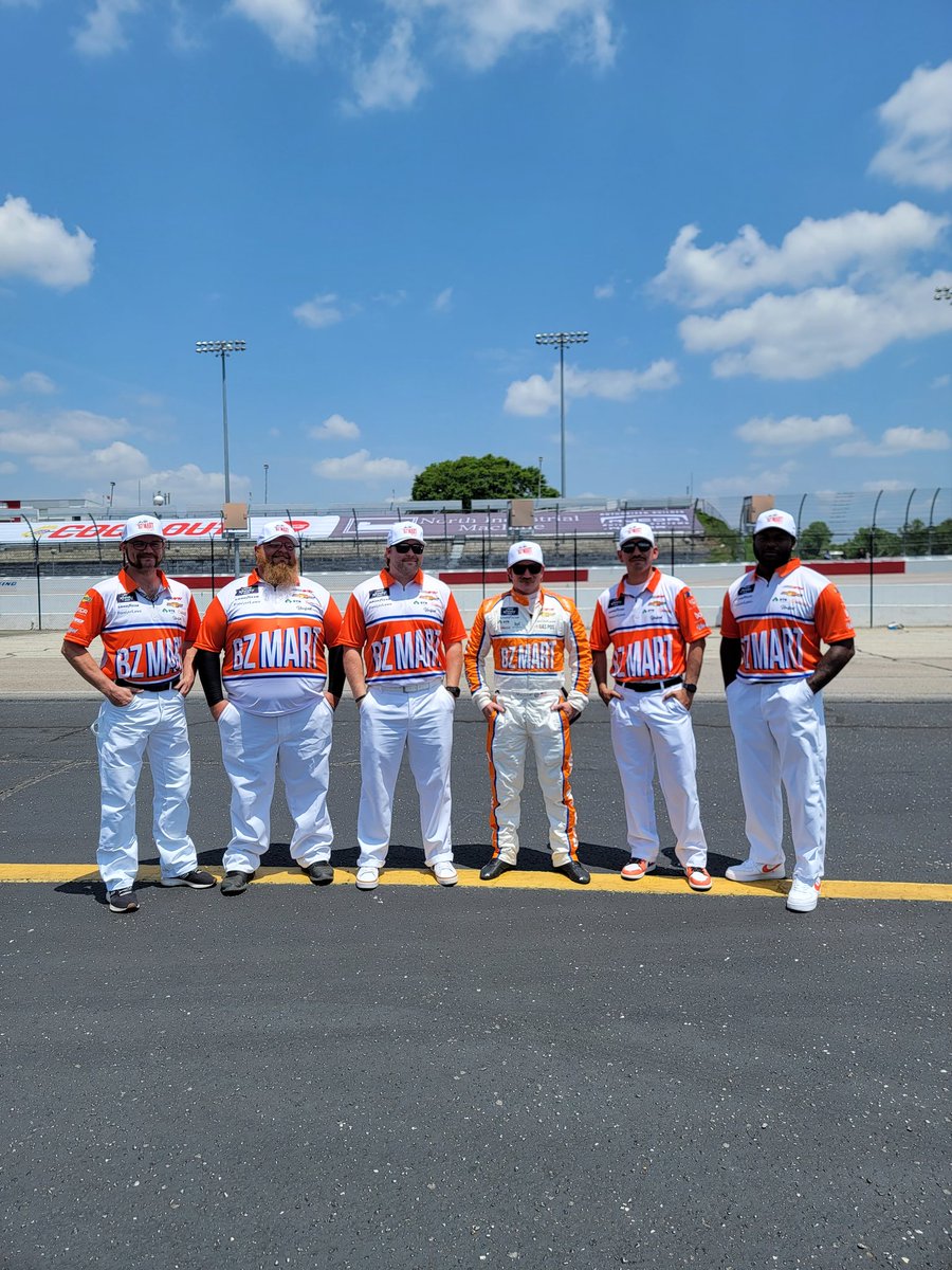 Advancedmhs's tweet image. How about this crew?? 

#ThrowbackWeekend

@JEarnhardt1 | @TeamAlphaPrime | @TeamFLRacing