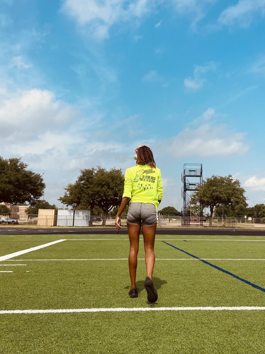 CoachHardeman's tweet photo. You put in the work…even when you didn’t feel like it… even when you were by yourself. You trusted the process.. Now you get it enjoy the reward!💯
Have fun today! We are proud of you!
#UILStateTrackMeet https://t.co/Fk8yGsvICt