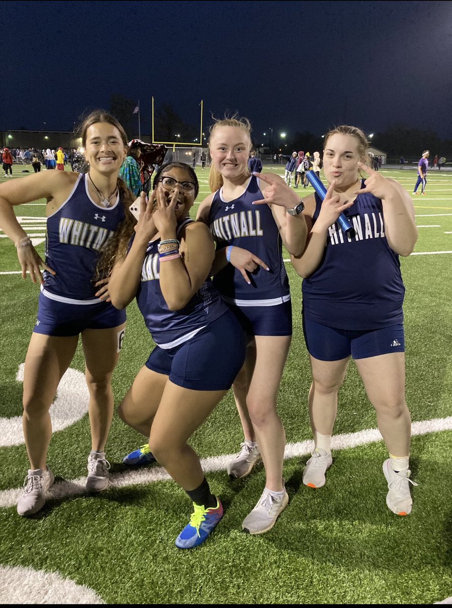 graceking22_'s tweet photo. Threw 104 last night and had such a blast running the throwers relay😌💖 https://t.co/4FJp4eYnJJ