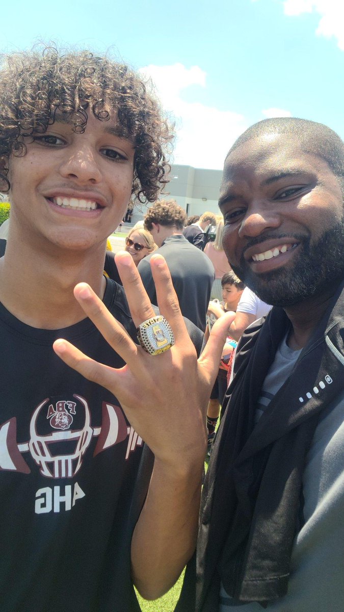 Congratulations to my son <a href="/darin_donalds/">Darin Donalds</a> for earning your state championship ring!! Congrats <a href="/FBAlions/">FBA Lions</a> <a href="/ErikaDonalds/">Erika Donalds</a> #4HG 6'2" 160 WR Soph.