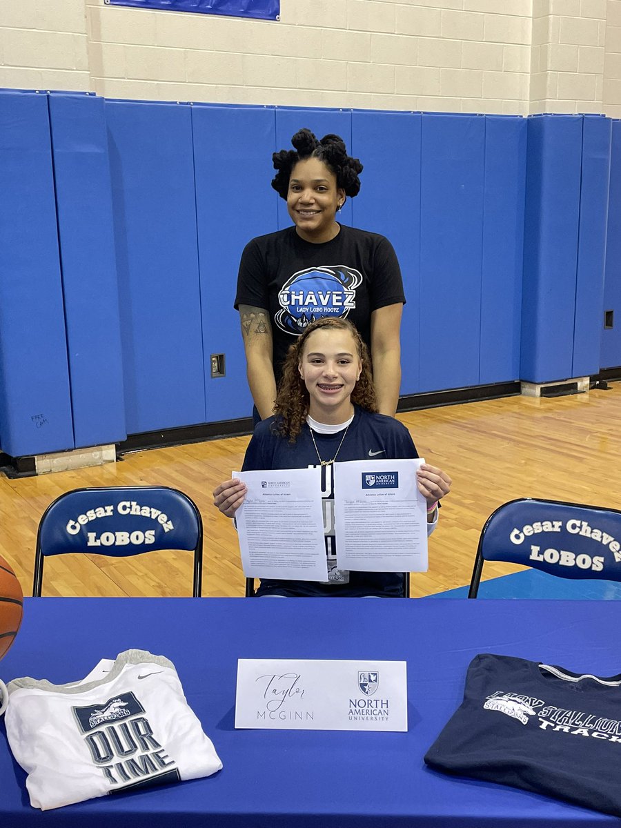LadyLoboHoopz's tweet photo. Congratulations are in order for Taylor McGinn! She committed to NAU as a dual sport athlete for basketball &amp; track !!!  As you end one chapter of your life you begin another. Sky is the limit Taylor and we’re all so proud of you and rooting for you ! #ladylobohoopz #signingday https://t.co/vfXexIiZI0